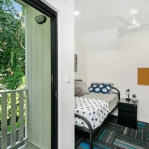 Hostel Mihaven Shared Living - Pembroke St Cairns